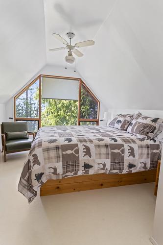 13165 3A Highway, Boswell, BC 