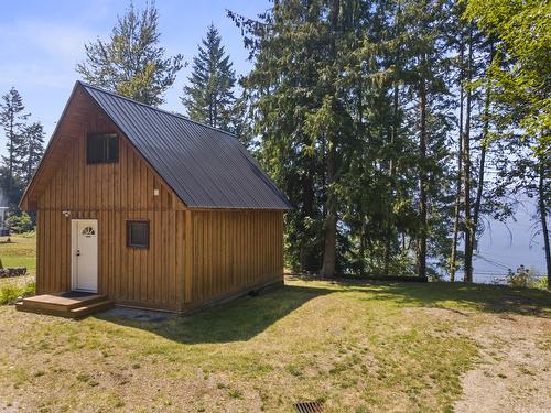 13165 3A Highway, Boswell, BC 