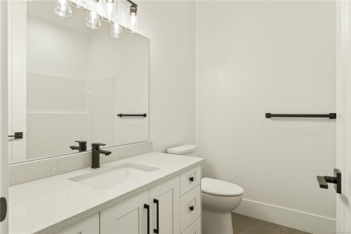 #101-2302 Arbot Rd, Nanaimo, BC 