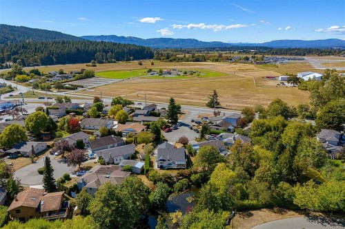 2026 Bowcott Pl, Sidney, BC 
