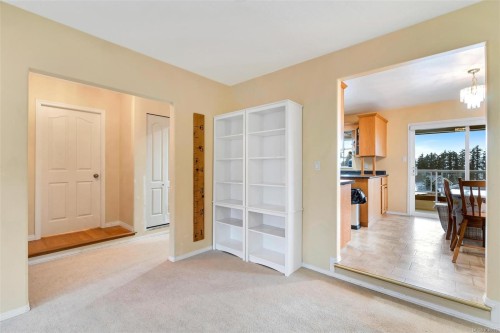 6111 Denali Dr, Duncan, BC 