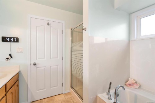 6111 Denali Dr, Duncan, BC 