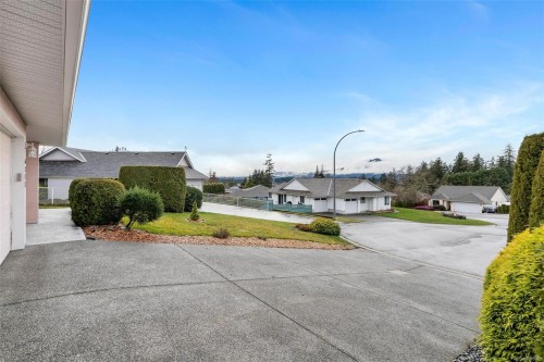 6111 Denali Dr, Duncan, BC 