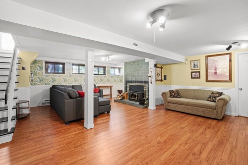 Family Room - 19 Rue Denis, Repentigny (Repentigny), QC 