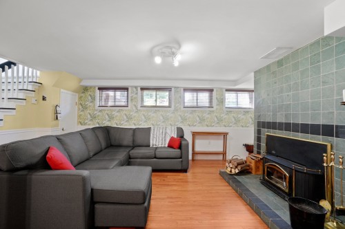 Family Room - 19 Rue Denis, Repentigny (Repentigny), QC 