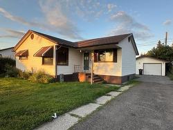 412 James Street S Thunder Bay, ON P7E 2V5