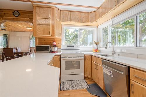 246 Main Street S, Morris, MB 