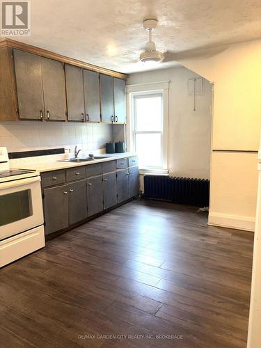 3 - 6165 BARKER STREET , Niagara Falls (Dorchester), Ontario L2G 1Y5 5