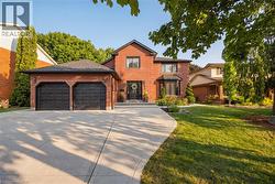 62 CORFIELD Drive  Kitchener, ON N2A 3W9