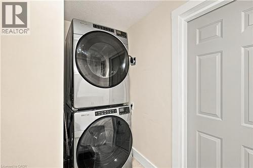 Stackable washer and dryer unit - 62 Corfield Drive, Kitchener, ON 