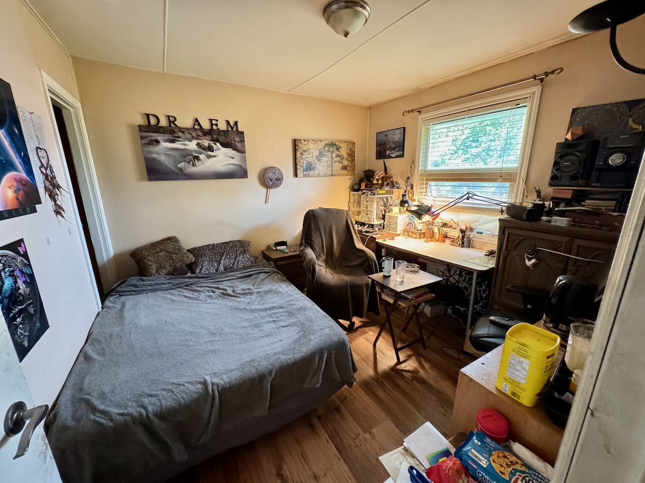 Image 1