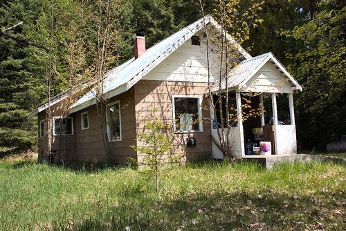366 Caribou Creek Road, Burton, BC 