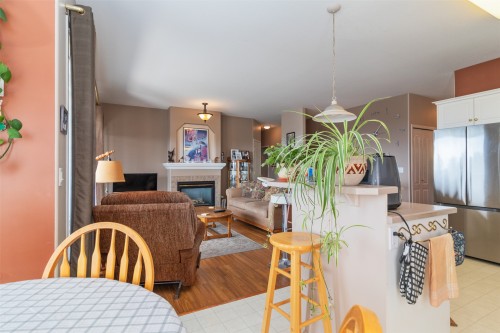 843 Lone Pine Drive, Kelowna, BC 