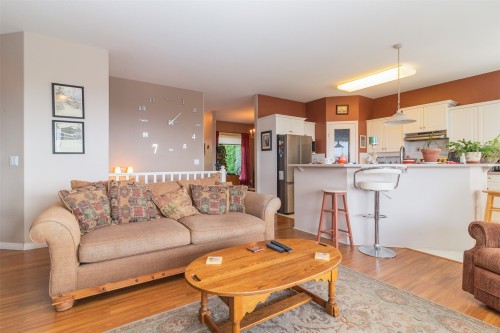 843 Lone Pine Drive, Kelowna, BC 