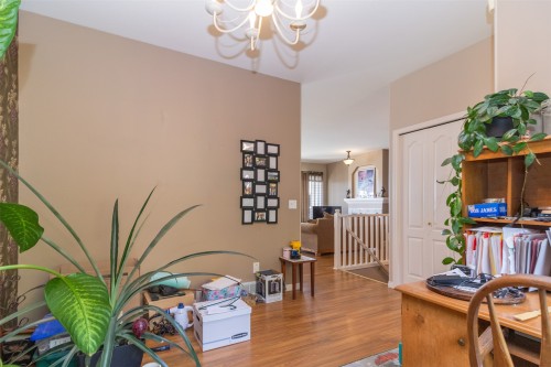 843 Lone Pine Drive, Kelowna, BC 
