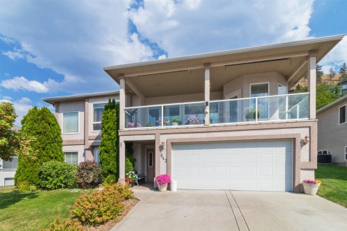 843 Lone Pine Drive, Kelowna, BC 