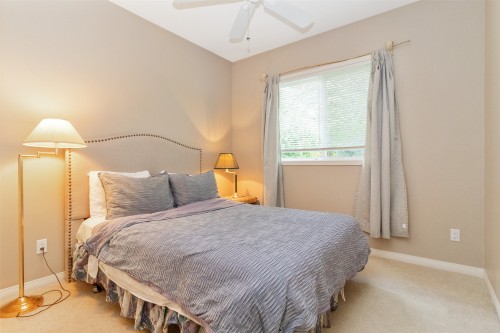 843 Lone Pine Drive, Kelowna, BC 