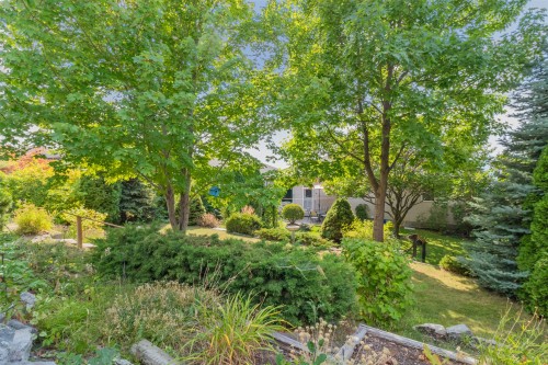 843 Lone Pine Drive, Kelowna, BC 