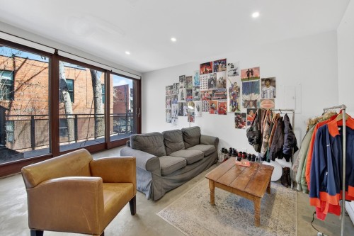 Living Room - 2127Z Rue St-Urbain, Montréal (Ville-Marie), QC 