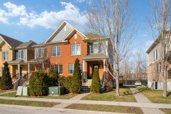 5900 Rue Charpentier  Brossard, QC J4Z 0L4