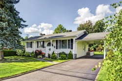 635 Rue Percy  Magog, QC J1X 1B5