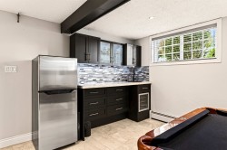 Family Room - 