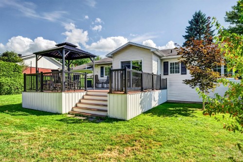Terrasse - 635 Rue Percy, Magog, QC 