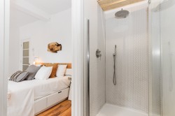 Master Bathroom - 