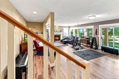 5790 Garnet Pl, Nanaimo, BC 