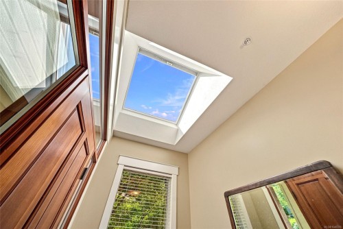 5790 Garnet Pl, Nanaimo, BC 