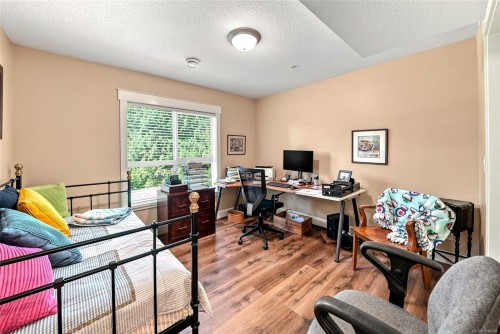 5790 Garnet Pl, Nanaimo, BC 