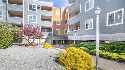 110-1685 Ufton Court  Kelowna, BC V1Y 8G7