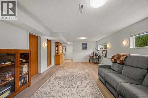 3980 Dillman Rd, Campbell River, BC 