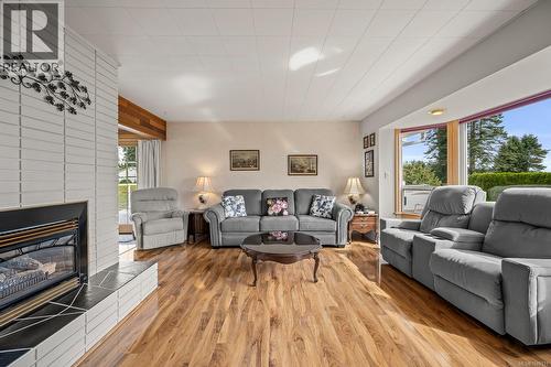 3980 Dillman Rd, Campbell River, BC 