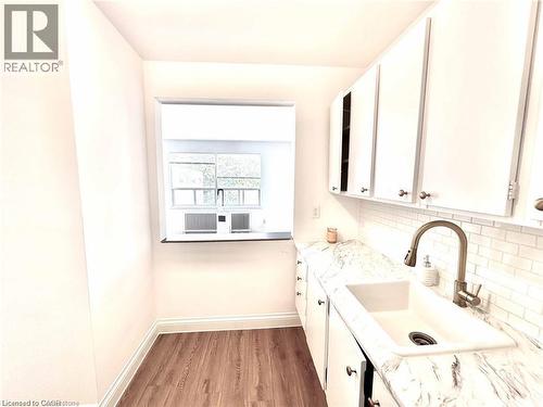 37 MERICOURT Road Unit# 305 , Hamilton, Ontario L8S 2N5 4
