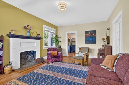 307 3Rd St, Courtenay, BC 