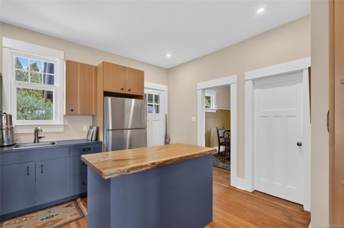 307 3Rd St, Courtenay, BC 