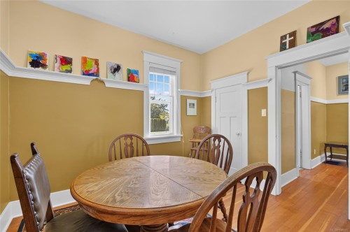 307 3Rd St, Courtenay, BC 