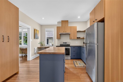 307 3Rd St, Courtenay, BC 