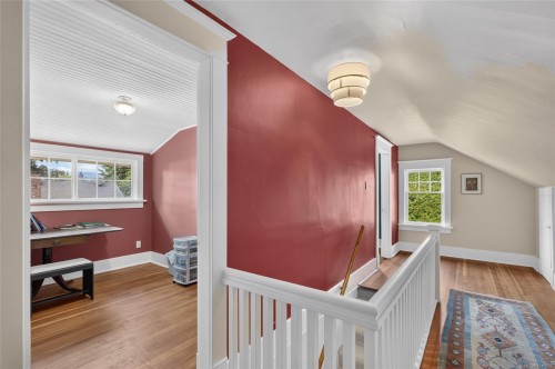307 3Rd St, Courtenay, BC 