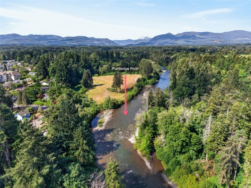 307 3Rd St, Courtenay, BC 