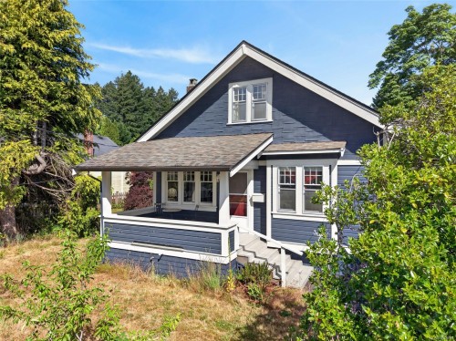 307 3Rd St, Courtenay, BC 