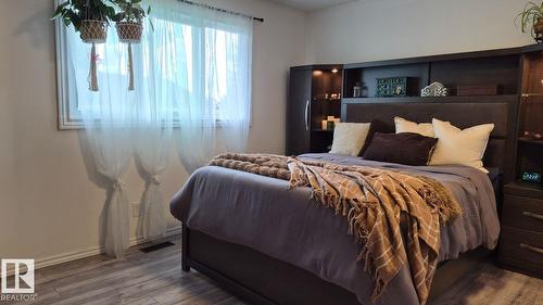 5201 56A St, Beaumont, AB 