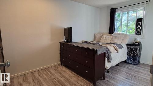 5201 56A St, Beaumont, AB 