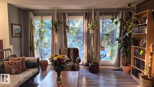 5201 56A St, Beaumont, AB 