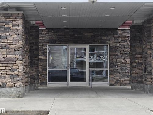 2207 44 Av Nw, Edmonton, AB 