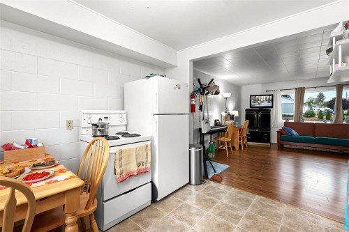 504 17Th St, Courtenay, BC 