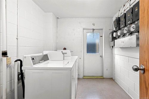 504 17Th St, Courtenay, BC 