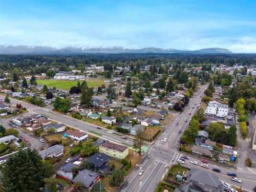 504 17Th St, Courtenay, BC 