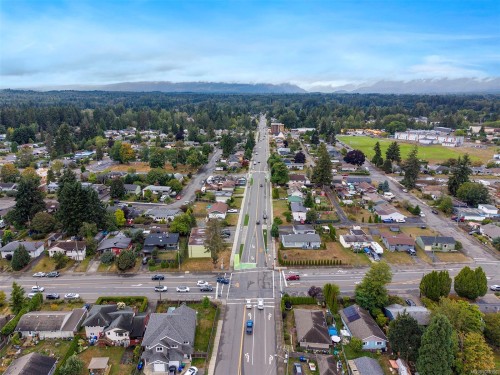 504 17Th St, Courtenay, BC 